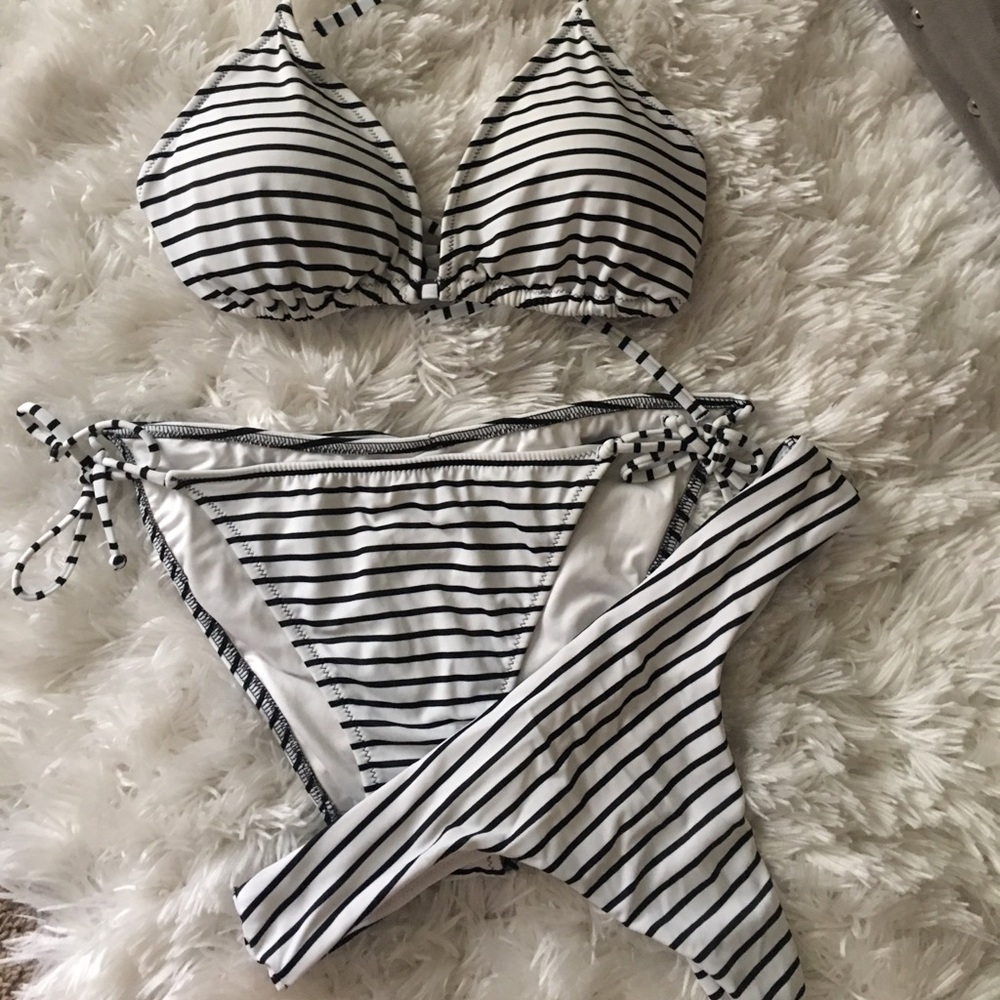 Victoria Secret  bikini